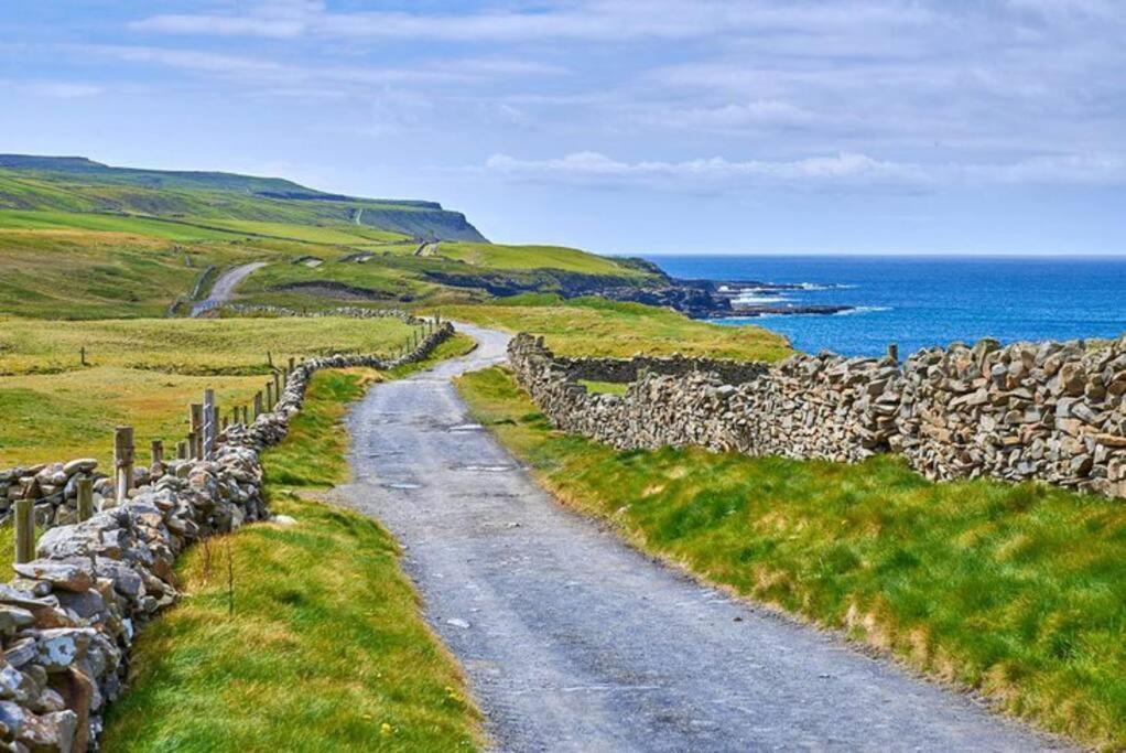Elegant Lahinch/ Liscannor Cottage 3B 3Br Exteriör bild
